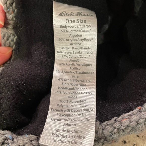 Eddie Bauer winter hat - Picture 2 of 3